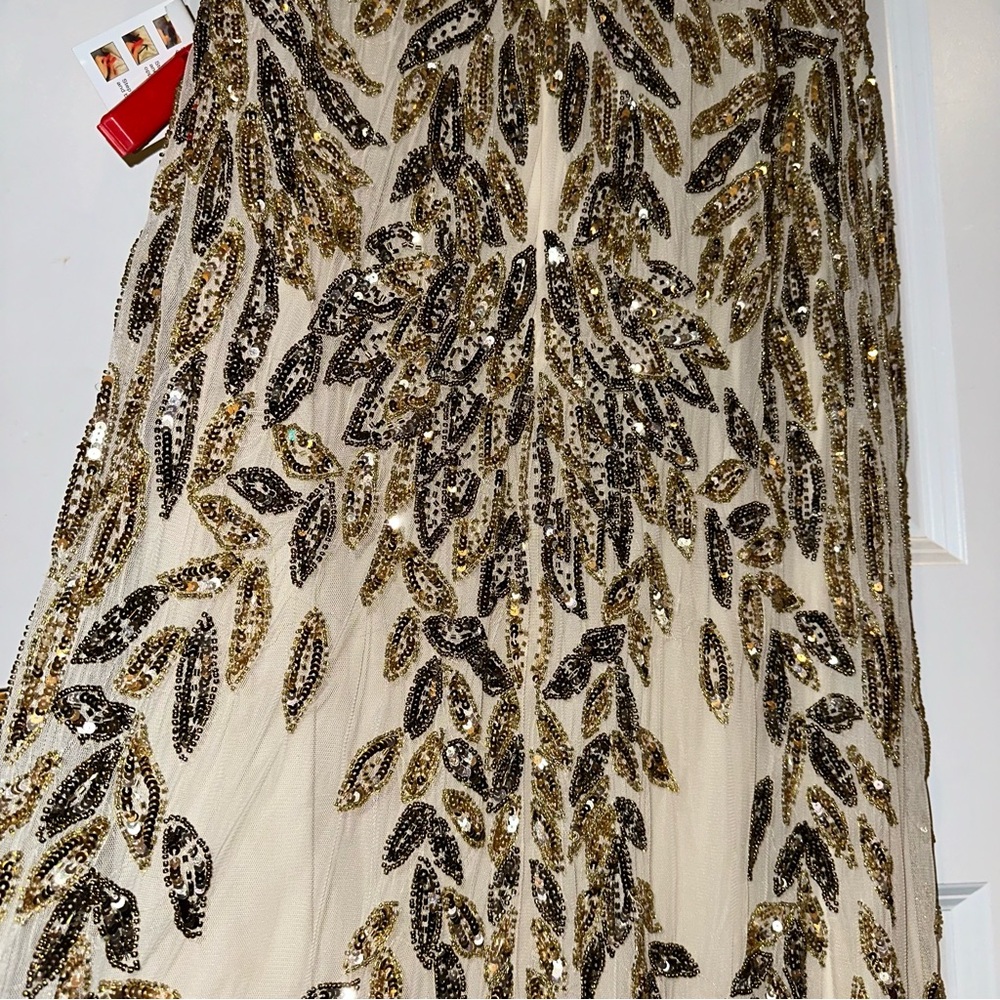 EMBELLISHED LEAF EVENING GOWN | MAC DUGGAL 5107 - Picture 12 of 15